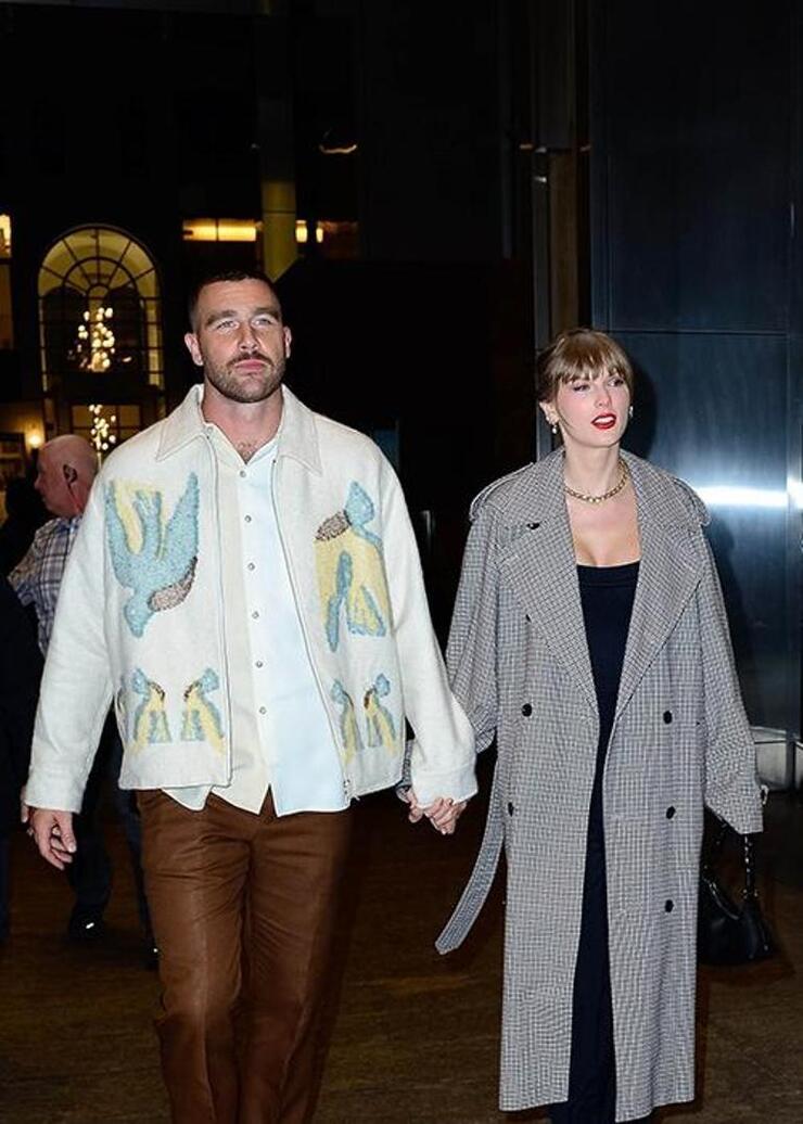 "Aşk Tatili Kapıda: Taylor Swift ve Travis Kelce'den Evlilik Planları İddiası"