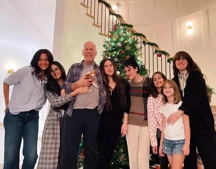 Bruce Willis'in eşi Emma Heming'den yürek burkan sözler: 'Kalbim öyle ağır ki'