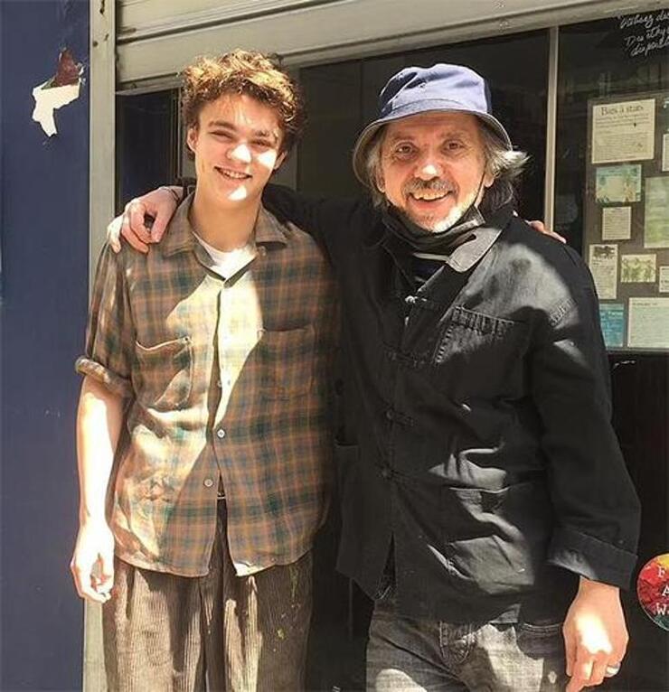 Jack Depp, Babasının Servetini Umursamadan Restoranda Çalışmaya Devam Ediyor