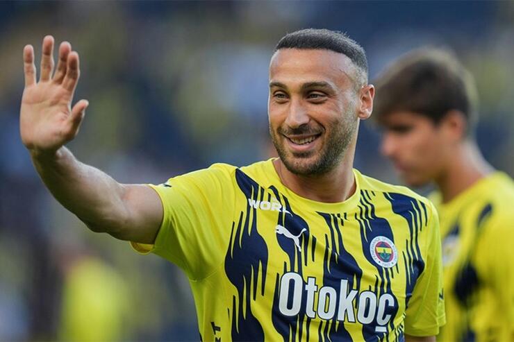 Cenk Tosun'un Yeni Adresi Bodrum FK Olacak mı? Fenerbahçe'den Ayrılma İsteği Ortaya Çıktı