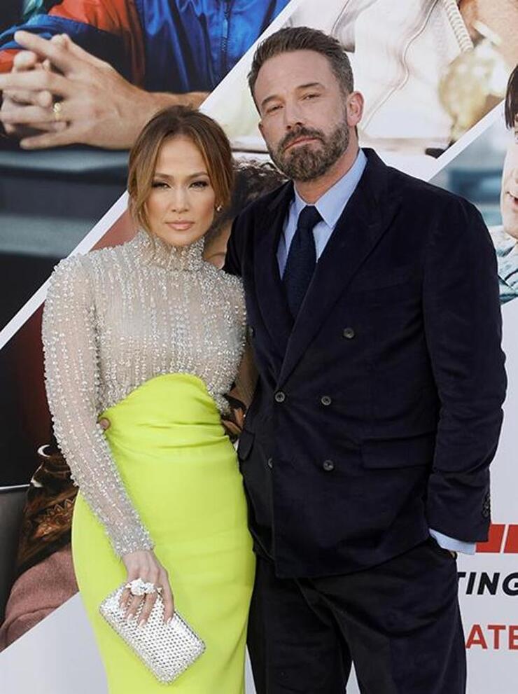 Jennifer Lopez'in Boşanma Sonrası Genç Koruma ile Alışveriş Keyfi ve Affleck ile İlişkisi