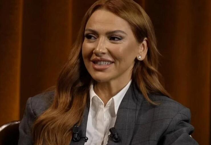 Hadise’nin Sinan Akçıl Açıklamaları Ahmet Çakar’ı Çileden Çıkardı, Sosyal Medya Tepkisi Büyüdü!