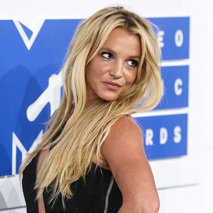 Britney Spears 43 yaşına bekar girdi, boşanma davasını başarıyla tamamladı!