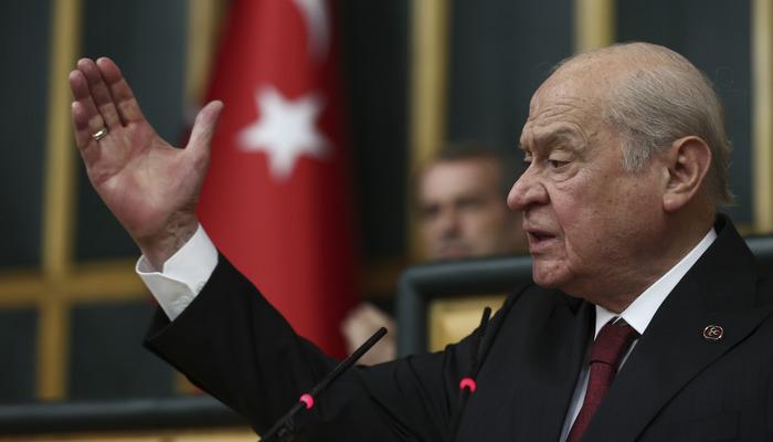 MHP Genel Başkanı Devlet Bahçeli, 2025 yılı için yaptığı paylaşımda Türkiye'nin...