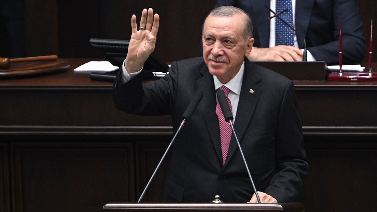 Cumhurbaşkanı Erdoğan 2025 Asgari Ücreti Belirledi: 22 Bin 104 Lira ile Yüzde 30 Artış!