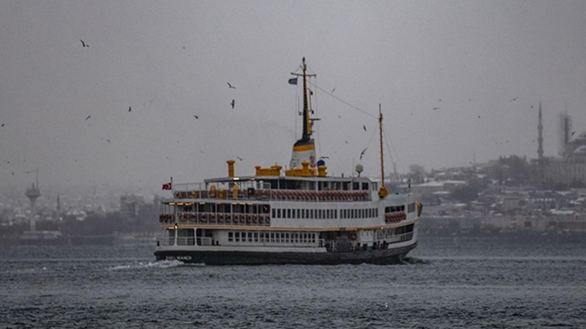 İstanbul’da olumsuz hava koşulları nedeniyle bazı vapur seferleri iptal edildi