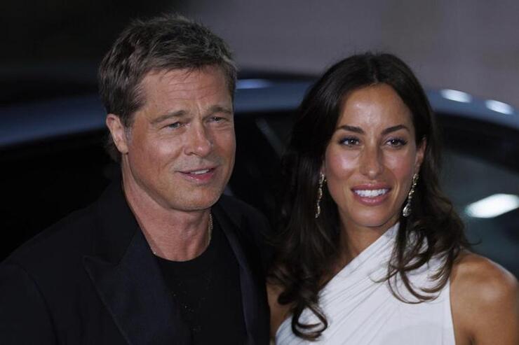 Brad Pitt ve Angelina Jolie'nin Boşanma Süreci Sonlandı, Yeni Aşk Carmel'de Başladı