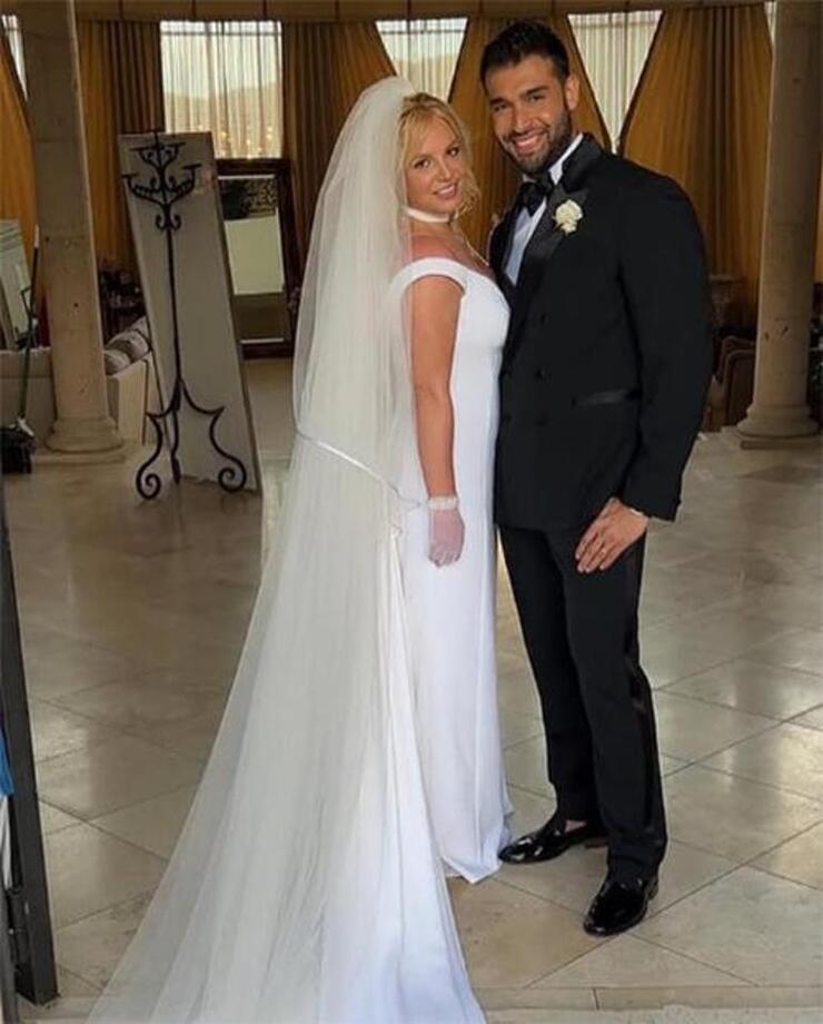 Britney Spears'ın eski kocası Sam Asghari: "Bekarlık tuhaf gelmişti ama yeni aşkım var!"