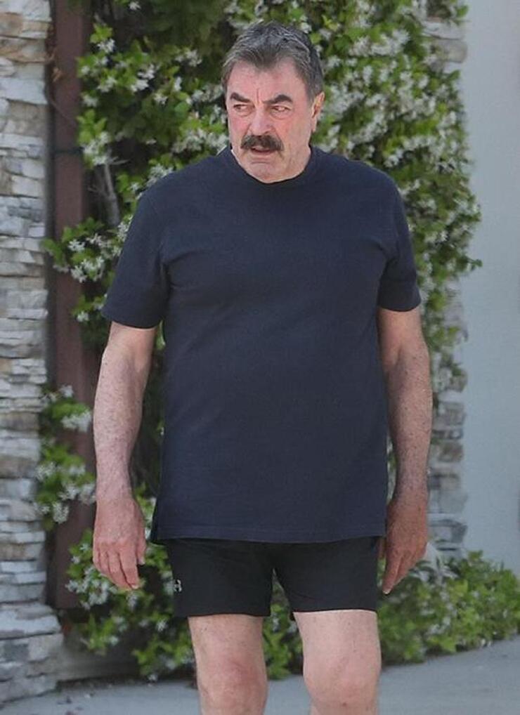 Tom Selleck, 80 yaşına giriyor ve Blue Bloods dizisi final yapıyor.