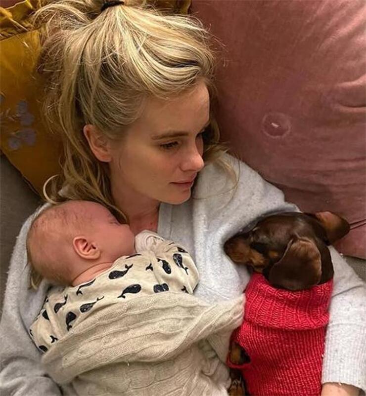 Cressida Bonas'tan tüp bebekle hamilelik müjdesi ve sabah bulantısı deneyimi