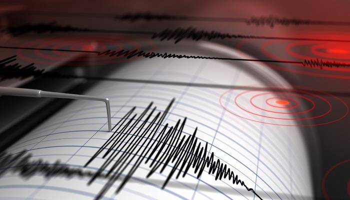 Bursa'da 4.0 Büyüklüğünde Deprem! Çevre İllerde de Hissedildi