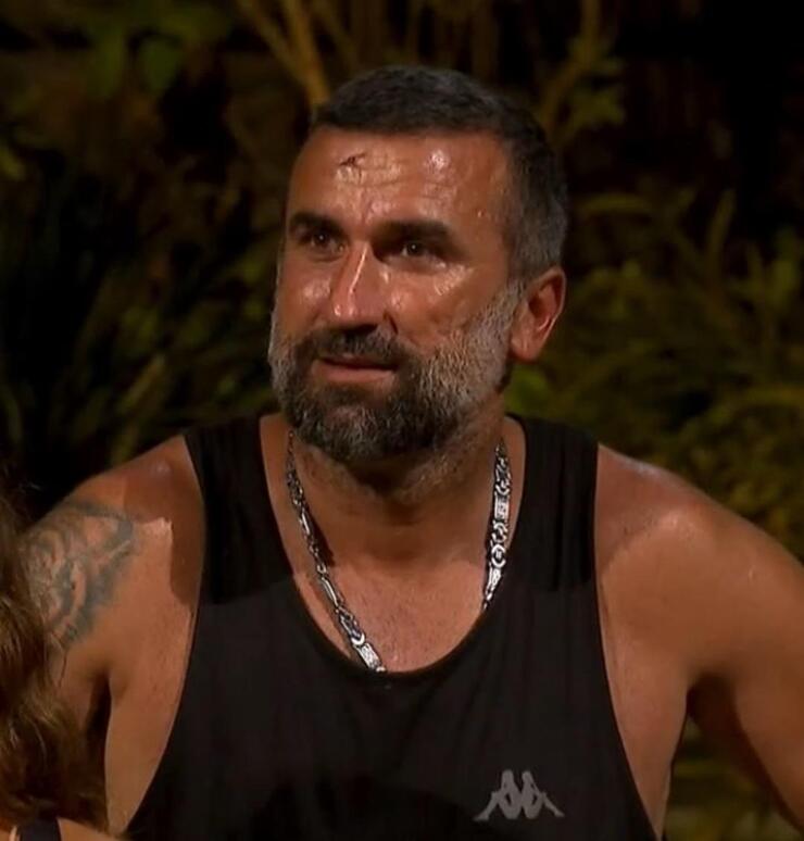 Survivor Hikmet'in villadan çaldığı yiyecekler ortaya çıktı! Diskalifiye mi olacak?