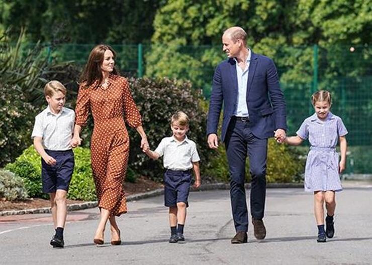 Kate Middleton'un endişesi: Anne kalbi başka!

Kate Middleton, çocuklarının mutluluğu ve birbirleriyle iyi geçinmeleri için çaba harcıyor.