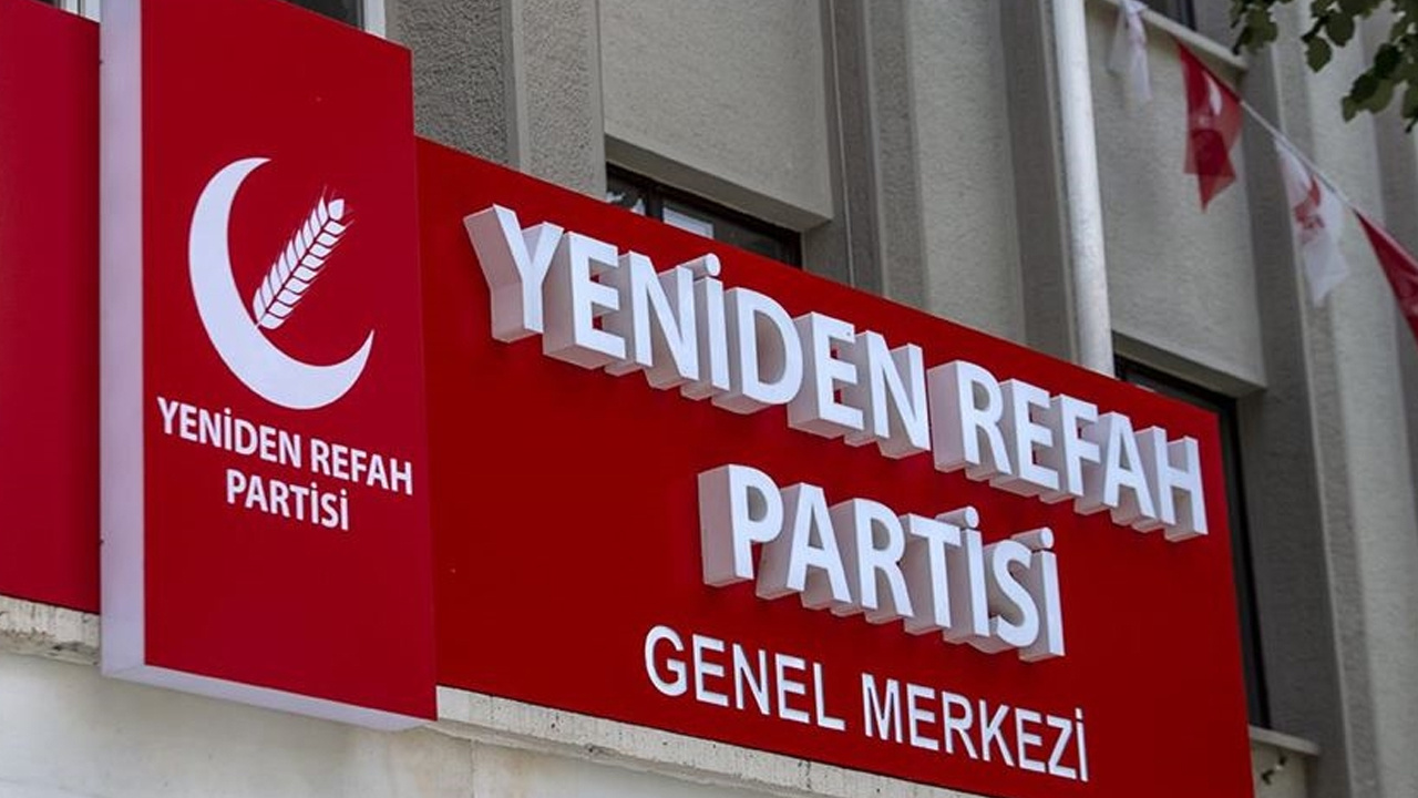 Çumra ve Emirgazi Belediye Başkanları Yeniden Refah Partisi'nden istifa etti