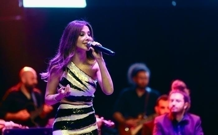 Arap Pop Müziğinin Kraliçesi Nancy Ajram, İstanbul'da Sevenleriyle Buluştu